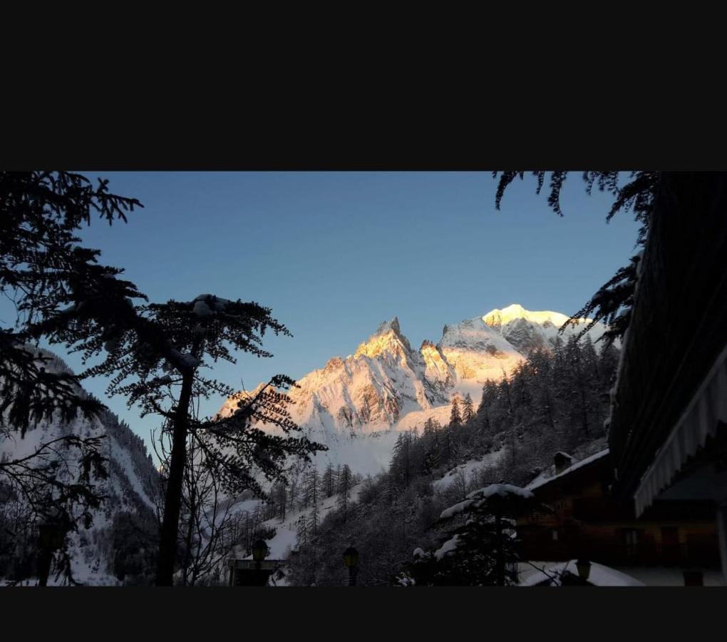 Hotel Astoria Courmayeur Exterior photo